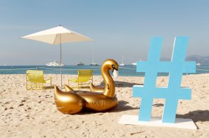 Twitter на Cannes Lions: 10 пляжных идей для летнего события